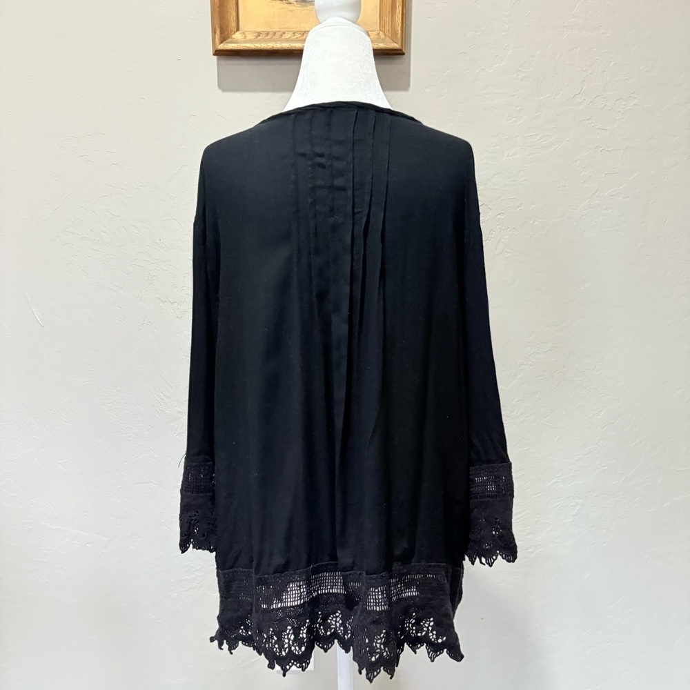 ❤️Blair Black Crochet Trim Button Front Tunic Top Women’s L - Picture 13 of 16
